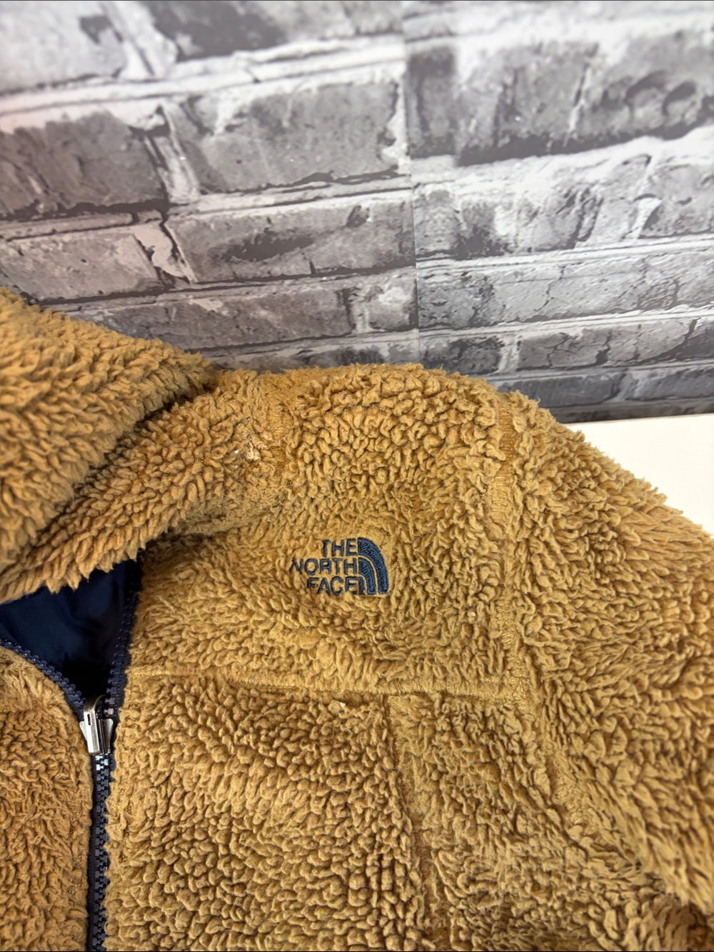 The North Face Kids Navy Blue Quilted Puffer Jacket with Sherpa Hood reversible - Picture 9 of 9